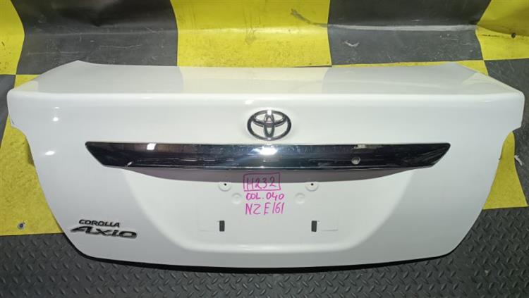 Крышка багажника Тойота Королла Аксио в Электростале 103985