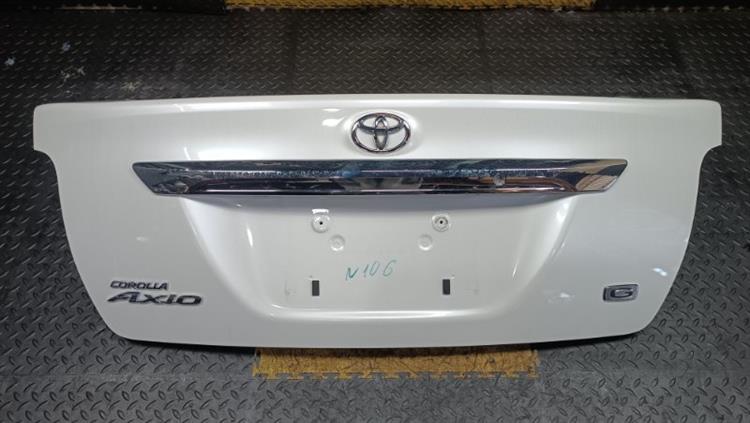 Крышка багажника Тойота Королла Аксио в Электростале 106946