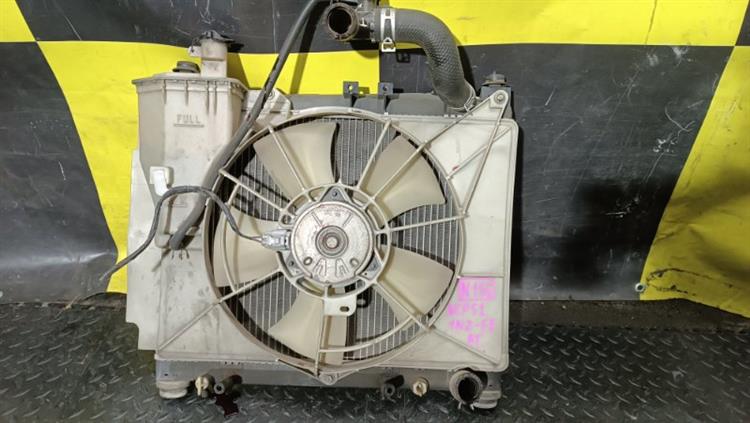 Радиатор основной Тойота Саксид в Электростале 116509