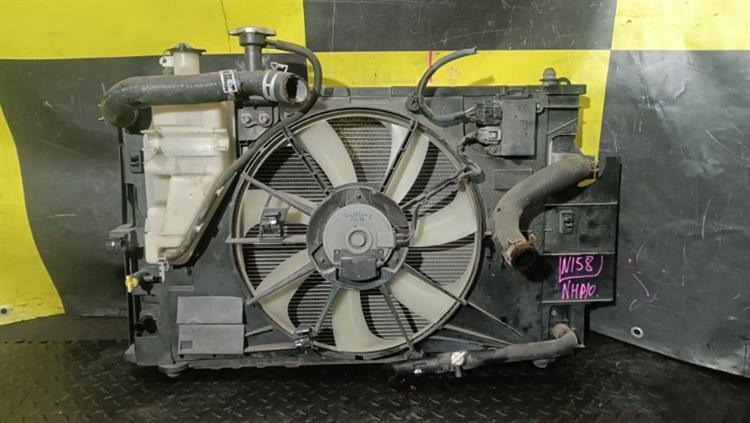 Радиатор основной Тойота Аква в Электростале 116743