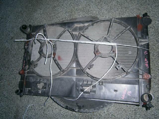 Диффузор радиатора Мазда МПВ в Электростале 31232