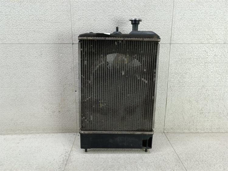 Радиатор основной Мицубиси ЕК в Электростале 450841