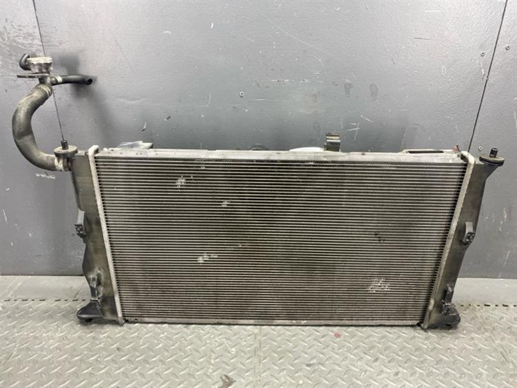 Радиатор основной Мазда Премаси в Электростале 467480