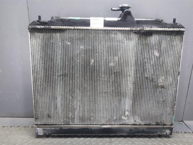 Радиатор основной Ниссан Серена в Электростале 476288