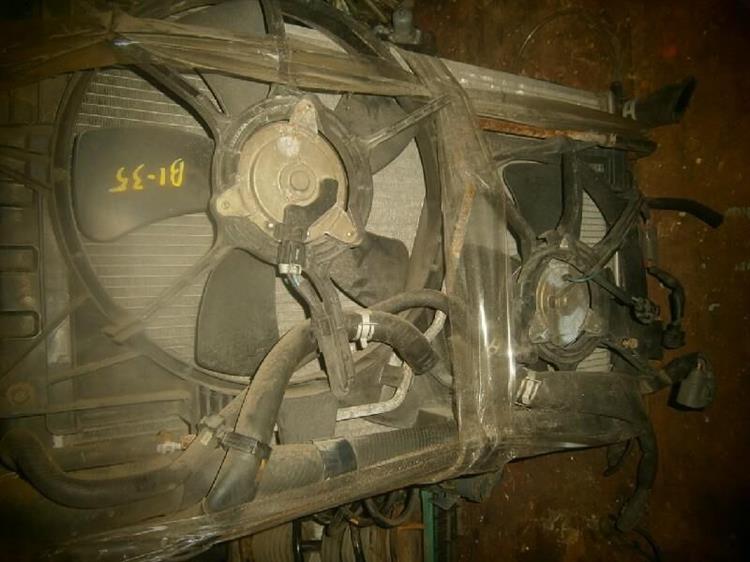 Диффузор радиатора Мазда МПВ в Электростале 71649
